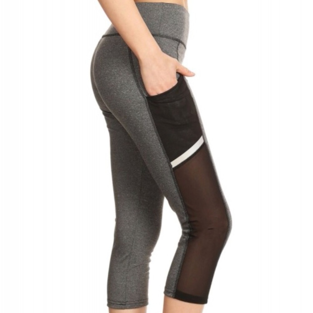Capri activewear pants